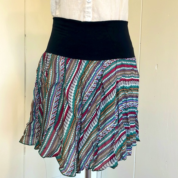 Culture Shop Multi Colored Skirt Medium Comfortable Waist Worn Once - Picture 2 of 7